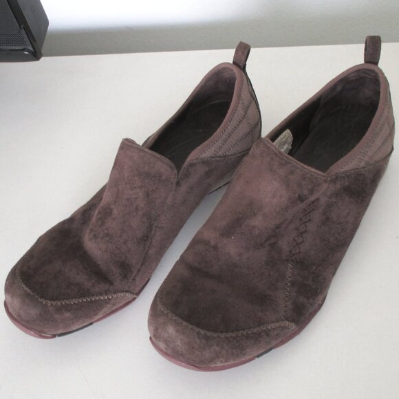 Merrell Coffee Bean Brown Suede Flat Loafers - Size 9.5M - Picture 7 of 9